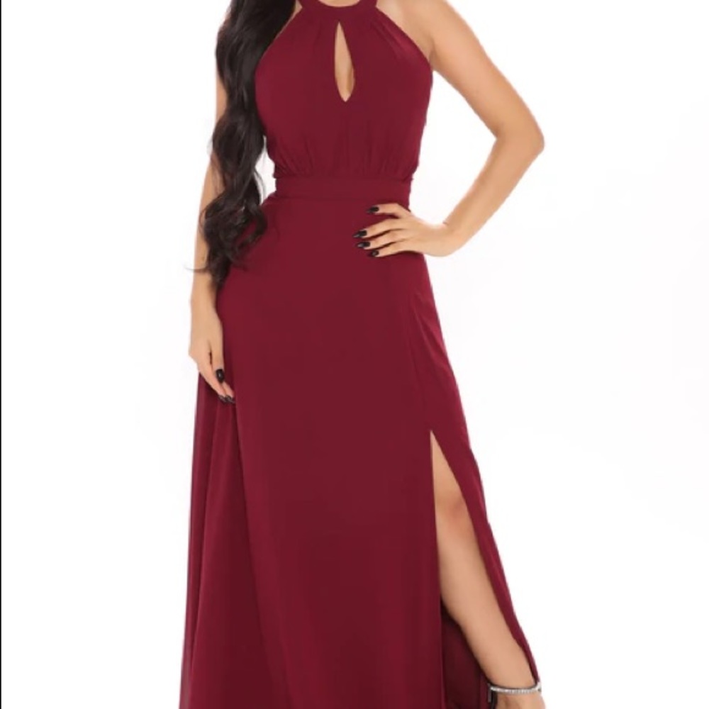 Women’s burgundy maxi dress